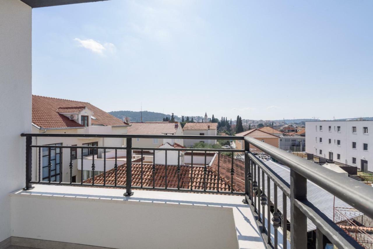 Luxury Apartman Ivana Трогир Екстериор снимка
